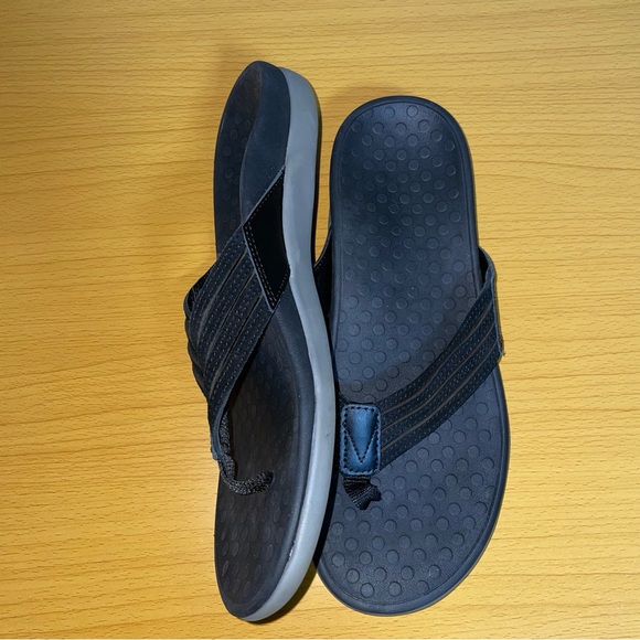 Vionic Sandals - Picture 2 of 7